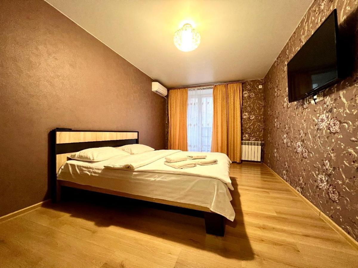 Apartpoltava Простора Однокімнатна Квартира В Новобудові, Корпусний Парк ภายนอก รูปภาพ